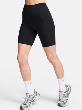 Nike One Mid Rise Medium Support 8" Biker Shorts W/ Pockets in Black Size XS NWT